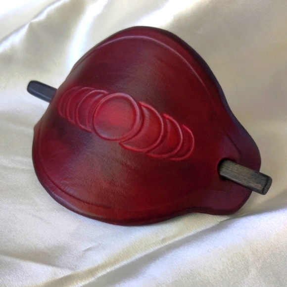 70s leather slide \